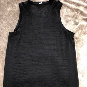 Lulu lemon breeze top